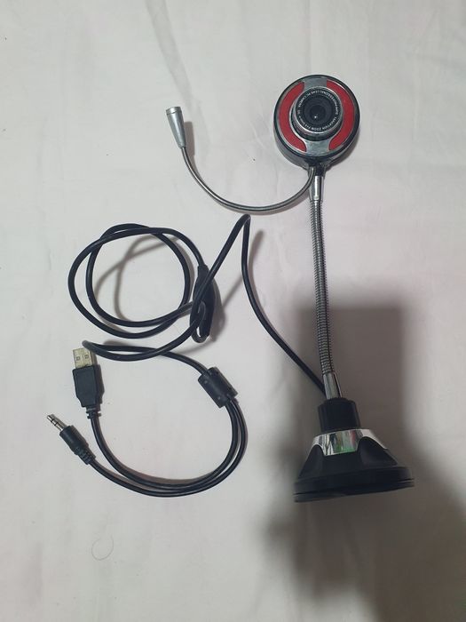 200 megapikselli professional veb-kamera