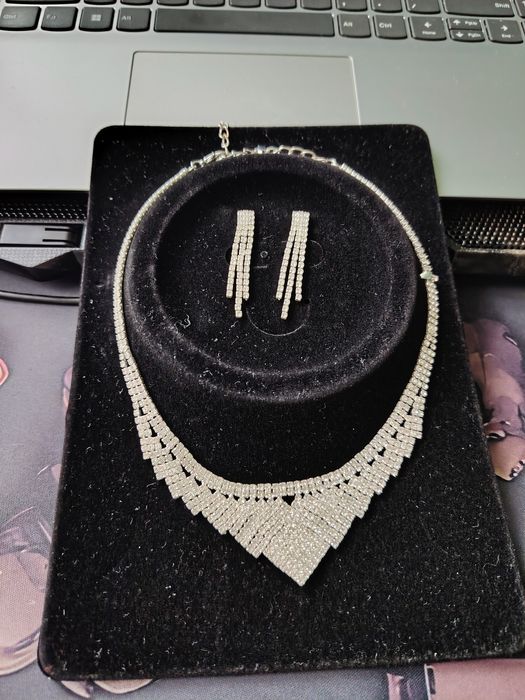 Set colier cu cercei