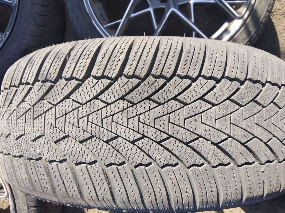 Продам титаны с резиной