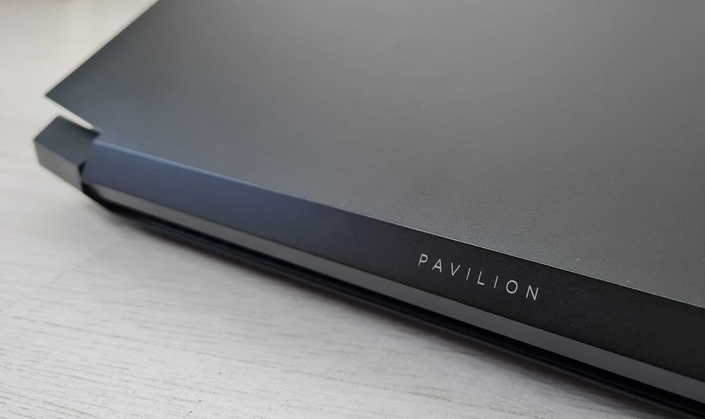 15.6 IPS FullHD /GTX 1650 /i5 /Ryzen 5 5600H /SSD /Bang & Olufsen