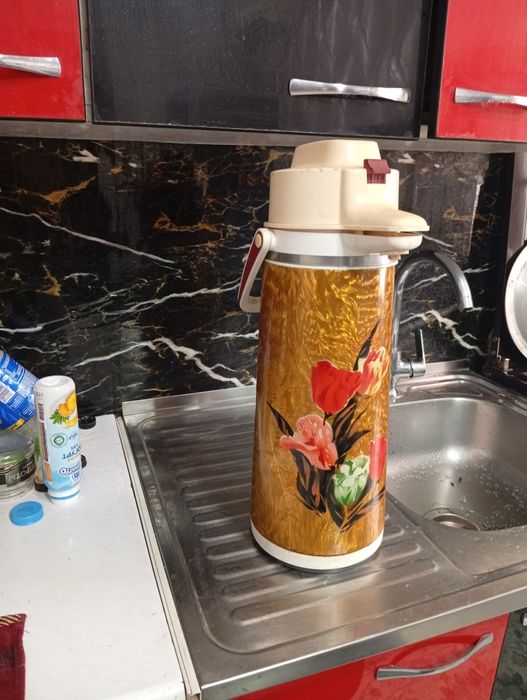 Продается термос