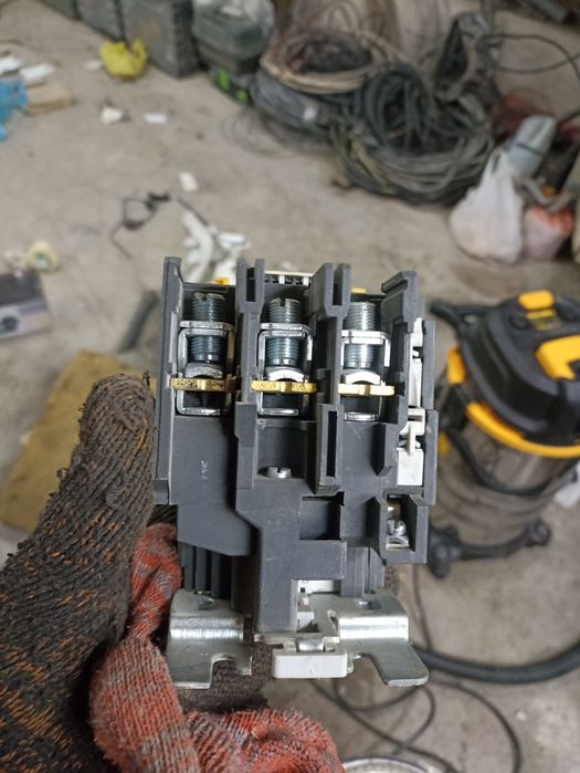 Контактор 380 вольт 95А