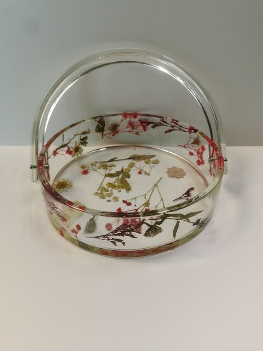 Купа за плодове с дръжка