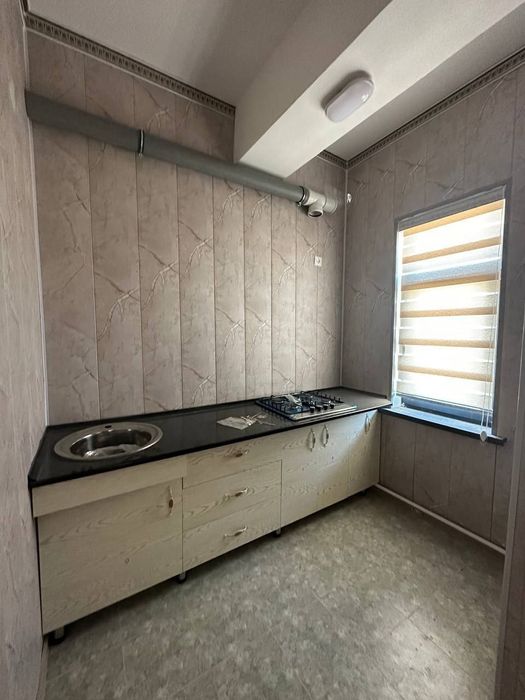 2 этаж весь помещения под офис