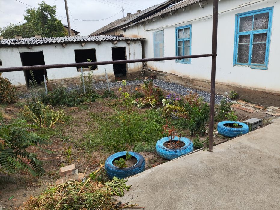 8 сотогли ховли сотилади кармана нарпай центр