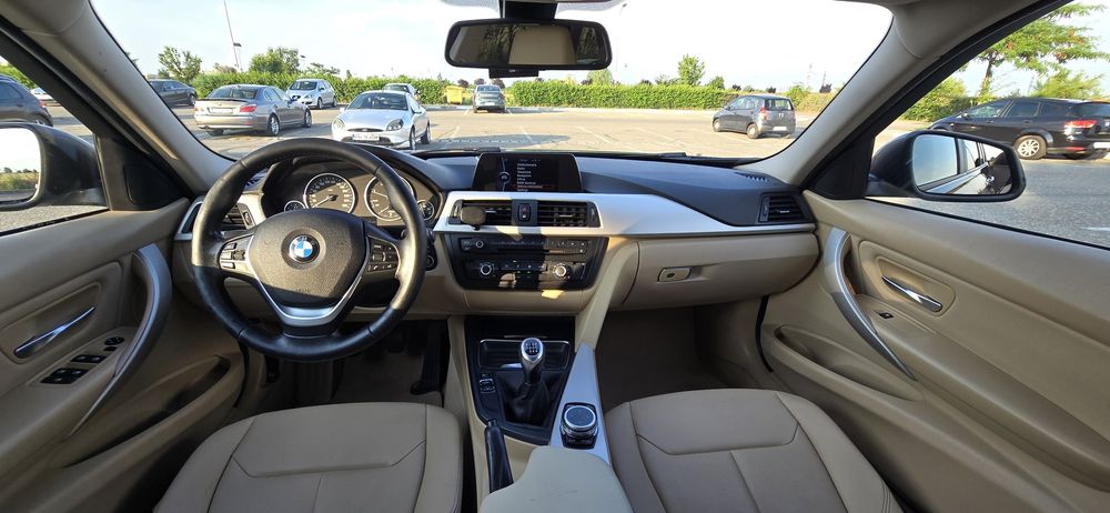 BMW Seria 3 F31 318D - Manual