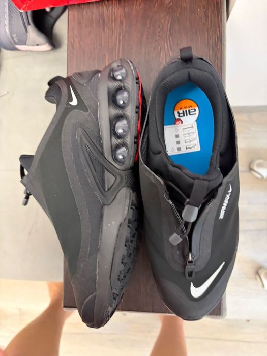 Adidasi nike nr 42.5