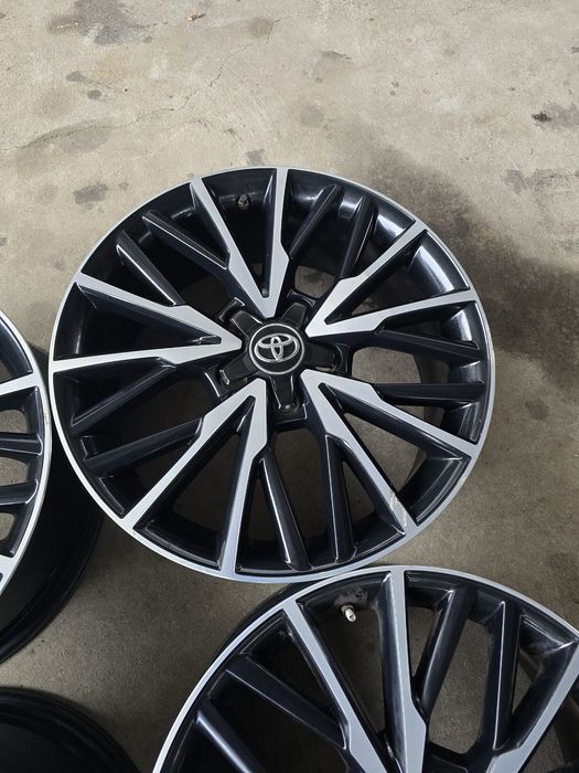 Джанти 18 / 5х114,3 - Toyota C-HR и др. 5x114,3