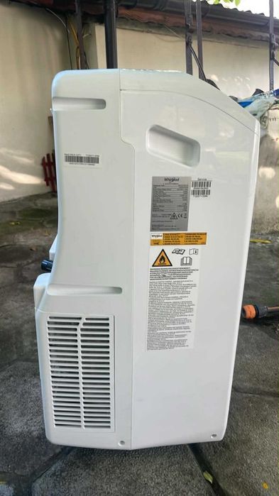 Мобилен климатик Whirlpool - PACF212CO W