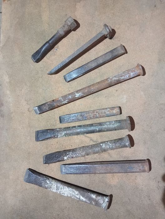 продам штуцера зубило