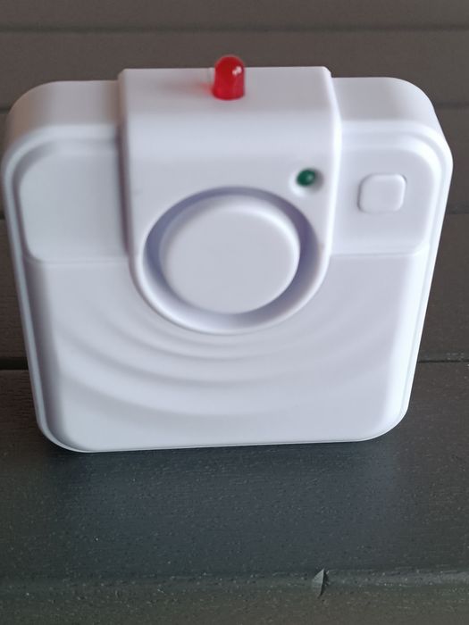 Аларма за прозорец с датчик