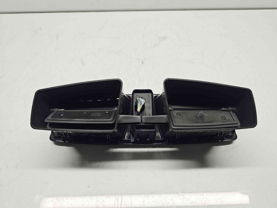 Grila aerisire centrala Renault Megane 3 (B95) [Fabr 2008-2016] OEM