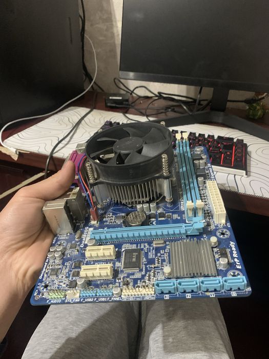 H61 plata ddr3 sotiladi