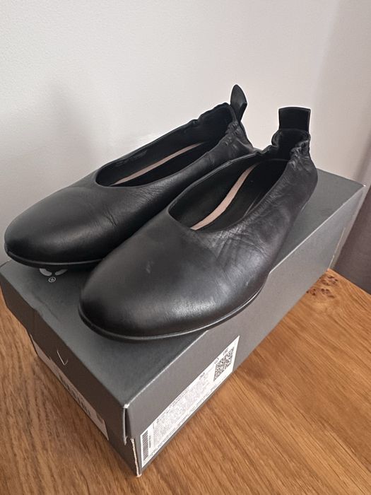 Балетки черные ECCO