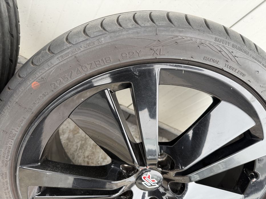 Джанти с гуми 18 за Seat Leon FR Сеат