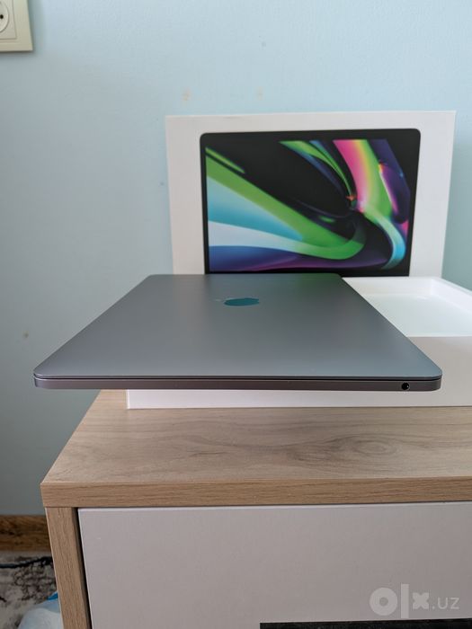 Macbook Pro 13 M2 8/512GB