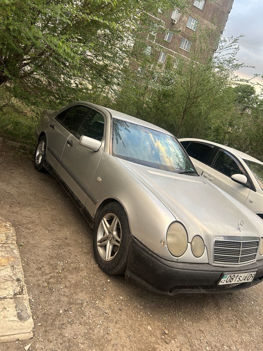 Продам мерседес 210 лупарик