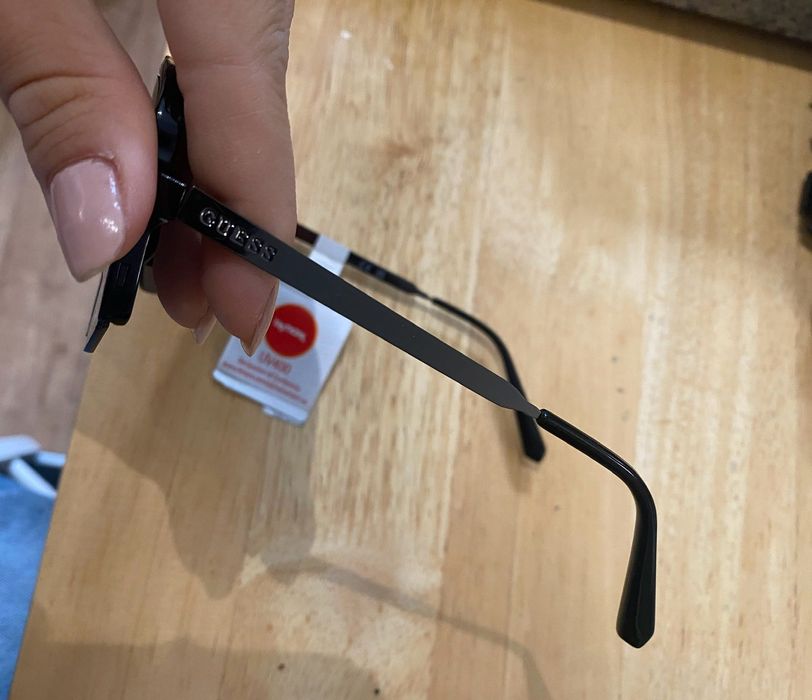 Слънчеви очила Guess