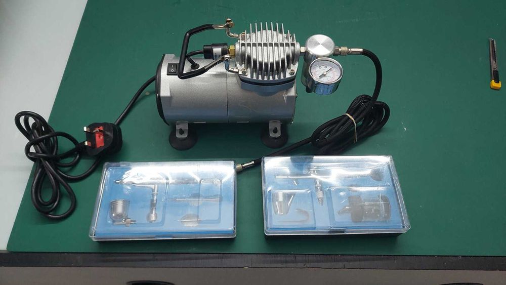 Аерограф компресор комплект AS18K