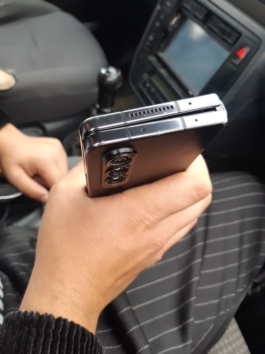Vând Samsung Z fold 4
