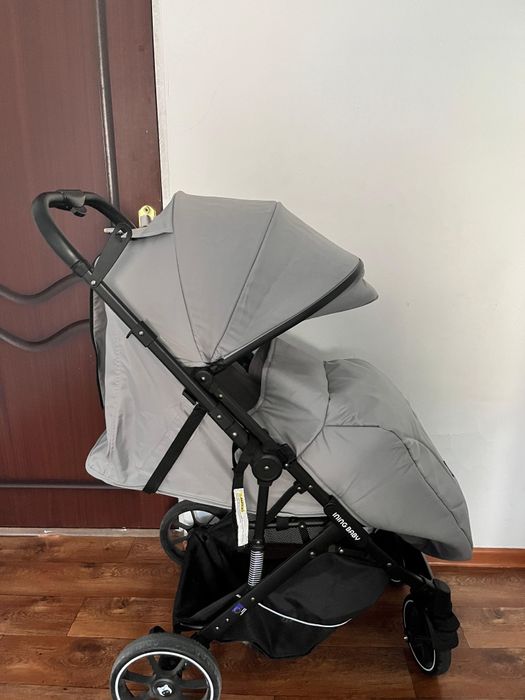 Коляска сатылады почти новый!