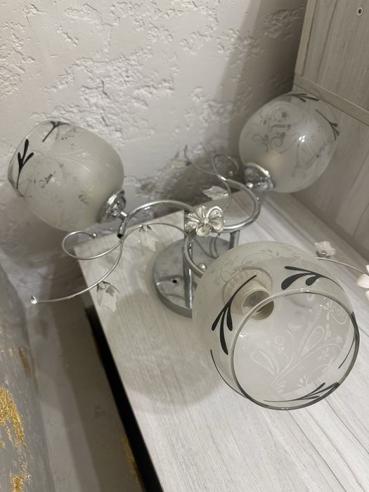 люстра в зал,спальню,детскую срочно