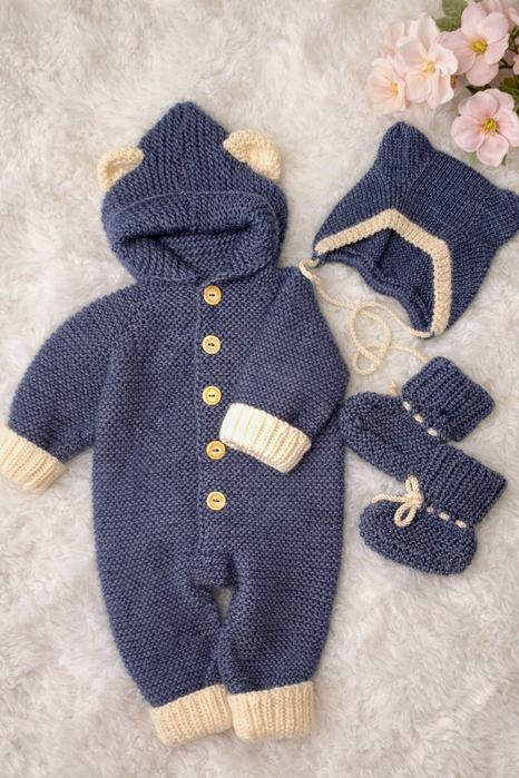 Детский вязанный комбинезон