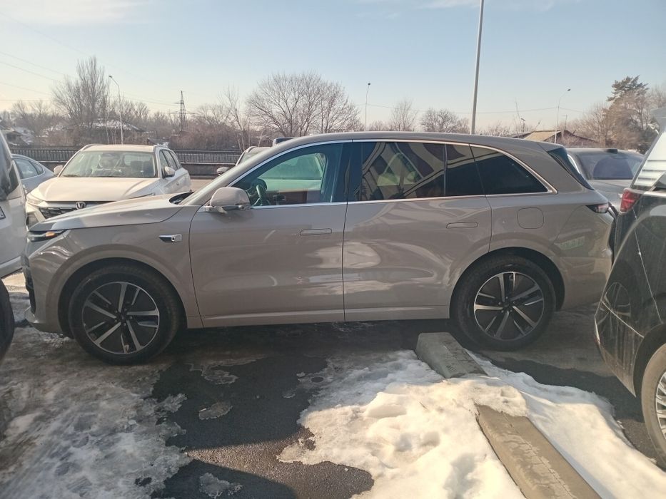 Авто машины,с пробегом и без пробегом разные есть