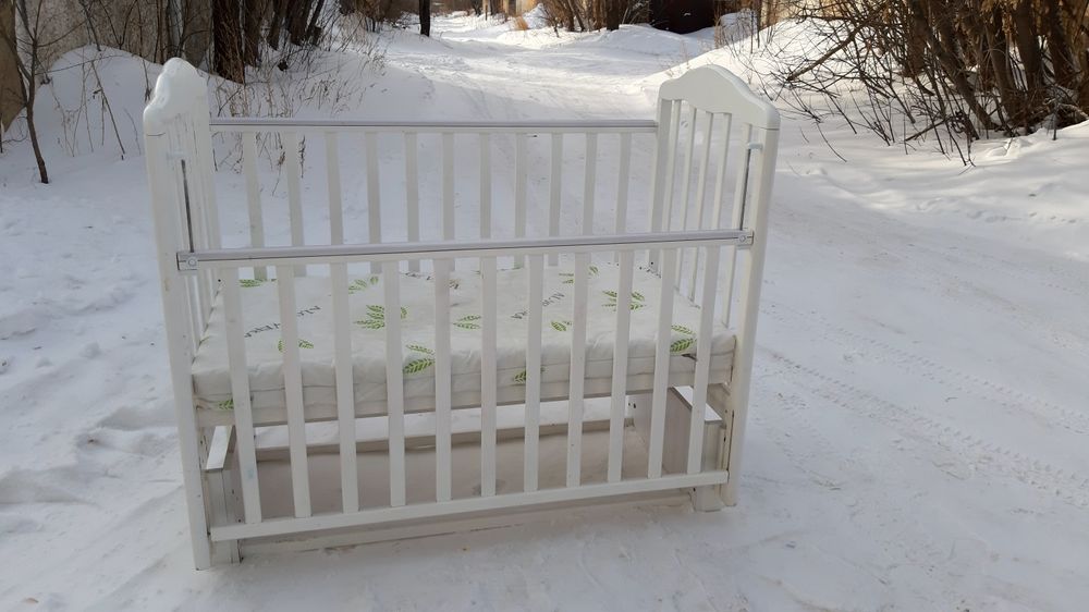 Кроватка детская