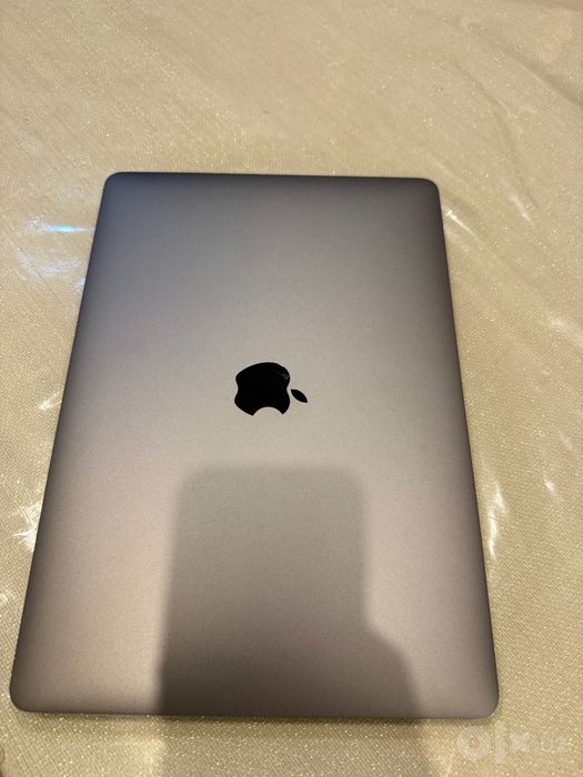 Macbook Pro 13.3  512Gb SSD 8GB 2020