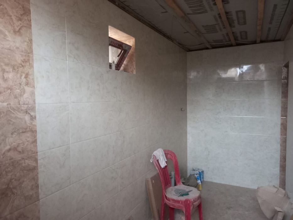 Кафельщик, укладка плитки