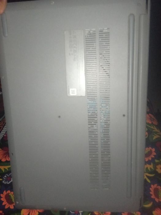 Lenovo ideapad 1i