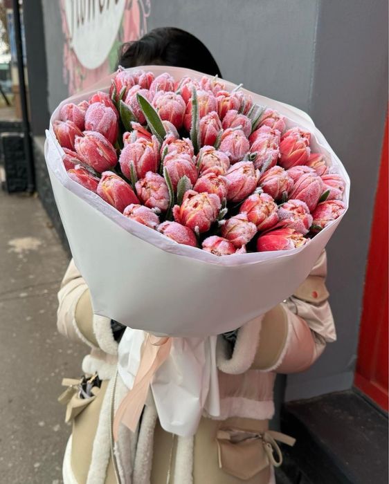 Цветы оптом,доставка цветов,тюльпаны,пионы,гортензии