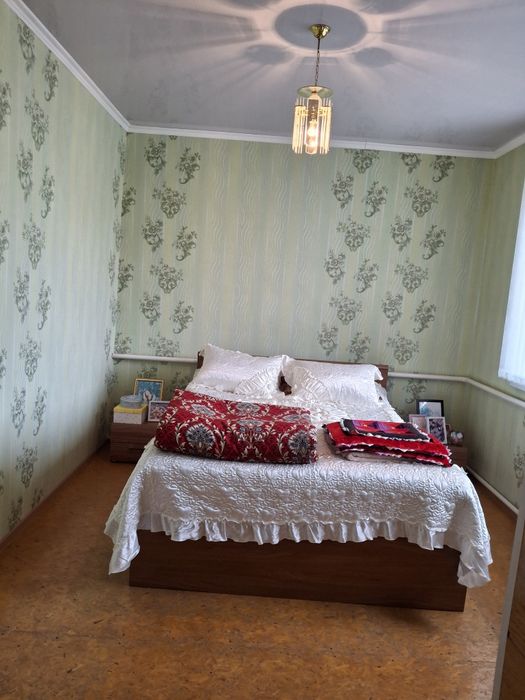 Тез арада үй сатылады