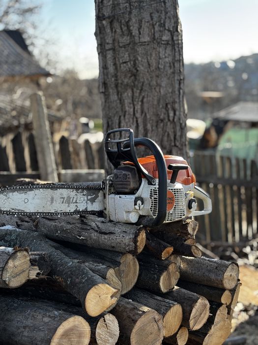 Stihl Ms 261C.