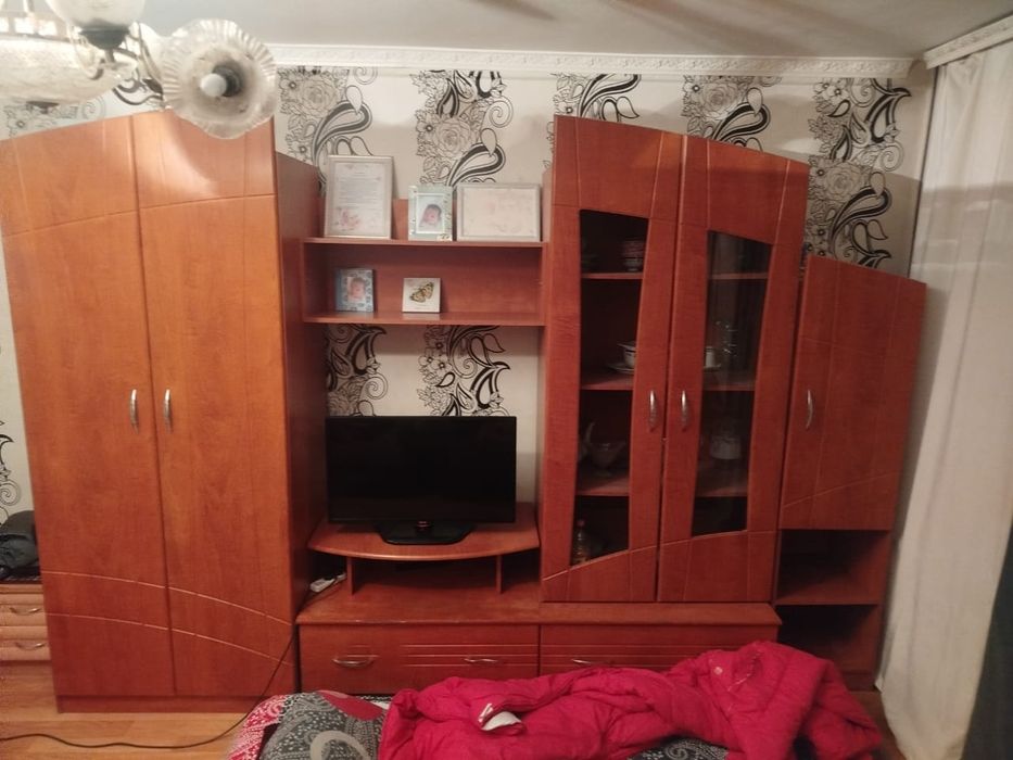 Продам стенку в хорошем состоянии