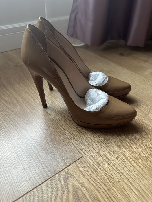 Pantofi Prada originali marimea 39