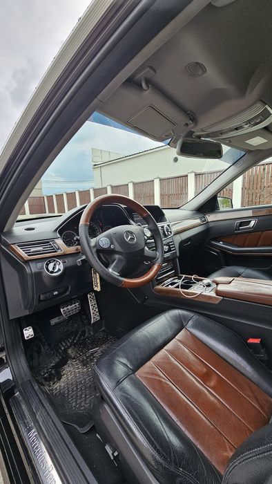 Mercedes E200 Automat