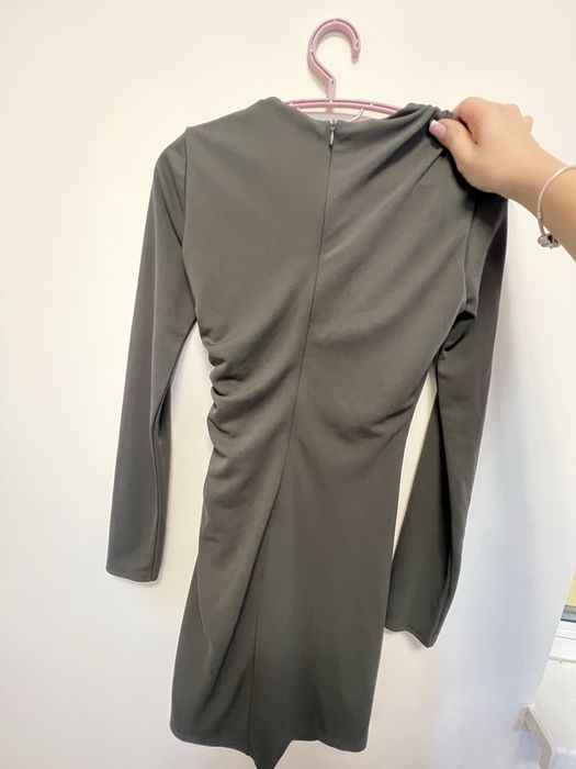 Рокля Zara XS размер