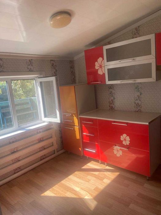 Продам квартиру в Большом Изюме