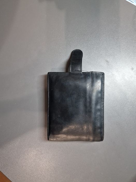 Продам портмоне кожаное