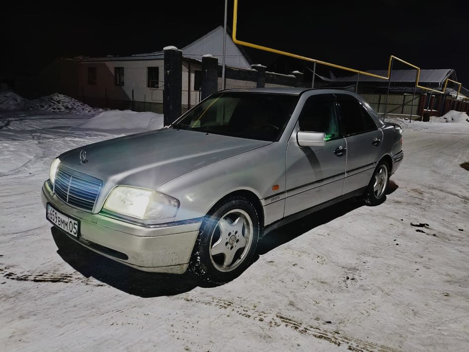 Автомобиль продается