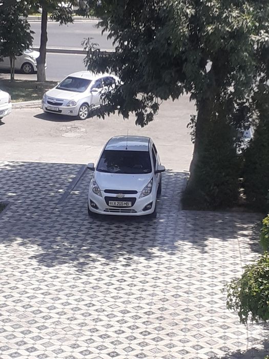 Spark 2018-yil. 241000 km yurgan. Kraskasi  yo'q. Toptoza moshina. 4-p