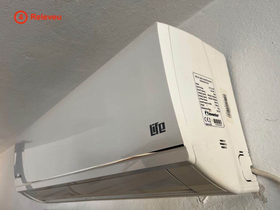 Vanzare Apartament 2 camere ultracentral (Bloc Unic, Magheru, Fara Risc Seismic)