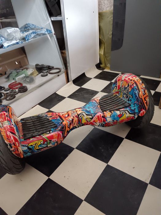 Giroskuter sigvey sotiladi. Holati yaxshi. Birinchi egasiman.