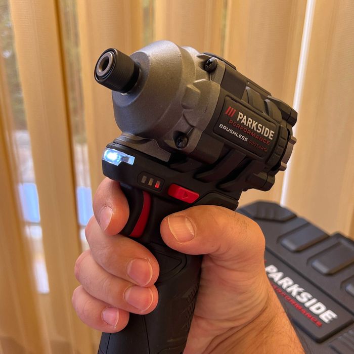 Aкумулаторен ударен винтоверт PARKSIDE въртящ момент: 170 Nm