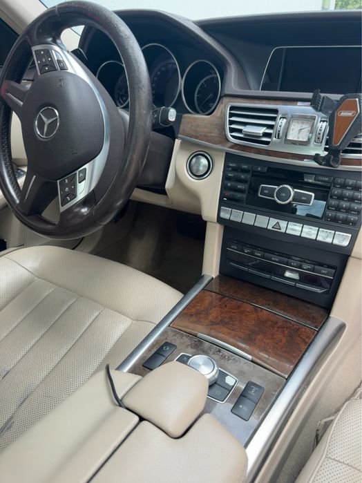 MERCEDES-BENZ E-Class 2014 — imagine 4