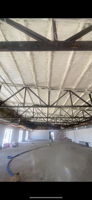 Утепление (ППУ) пенополиуретаном АНГАР СКЛАД ГАРАЖ ДОМ КРЫША