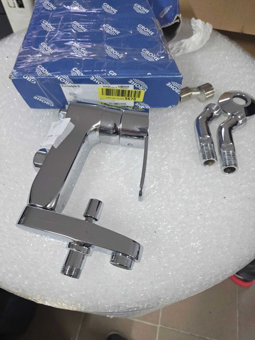 Grohe Eurostyle Cosmopolitan - Baterie cadă monocomandă Vertica, crom 23302000