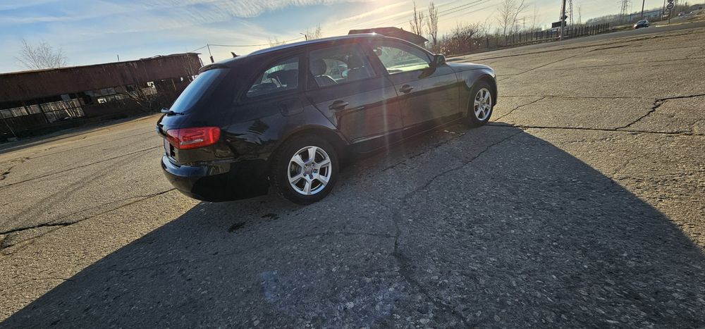 AUDI A4 2010 — imagine 34